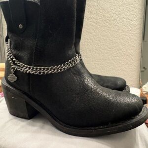 Harley-Davidson Black Boots with Silver Chain